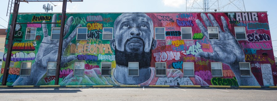 Mending Walls RVA - Telling History and Engaging Difficult Conversations through Art 4 Say Their Names, a collaborative mural by Silly Genius and Nils Westergard for Mending Walls RVA. (Photo credit: Brenda Soque)