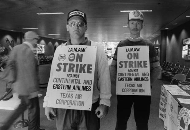 Best for Business, Worst for Workers: Virginia Debates Right-to-Work Law 1 Eastern Airlines employees Michael Lee and Cecil Barnes picket in the Richmond airport terminal lobby in 1989. About 4% of Virginian workers are union members -- one of the lowest rates in the country. (RTD Collection/The Valentine)