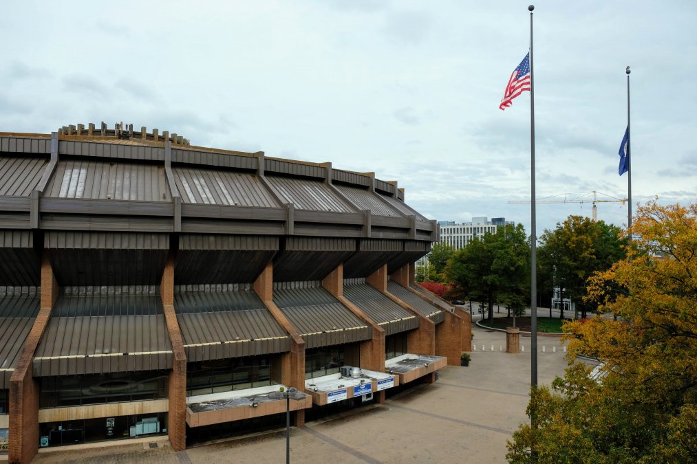 The NH District Corp. has proposed replacing the Richmond Coliseum with a new arena and redeveloping the surrounding blocks. (Ben Paviour/VPM News)