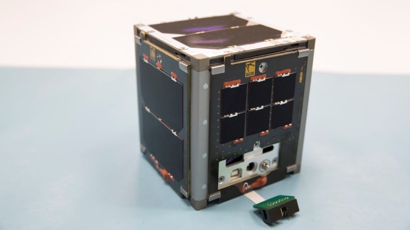 cubesat to ship 11hr da 2